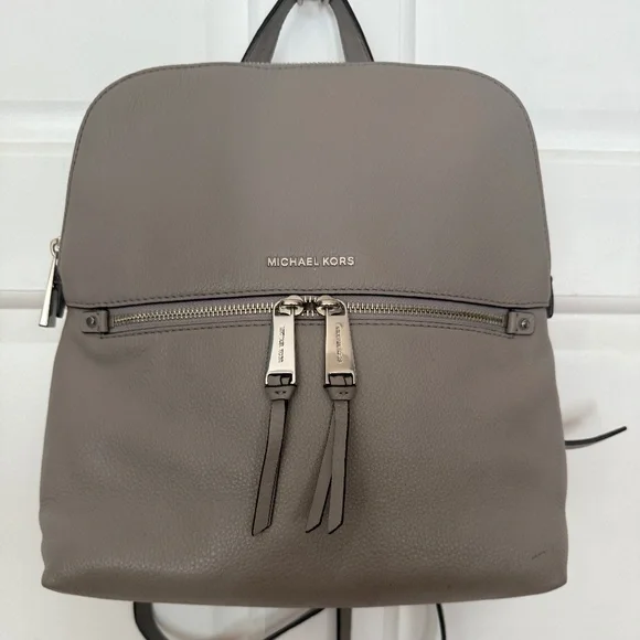 Michael Kors Gray Leather Women\'s Backpack Michael Kors Women main image 4